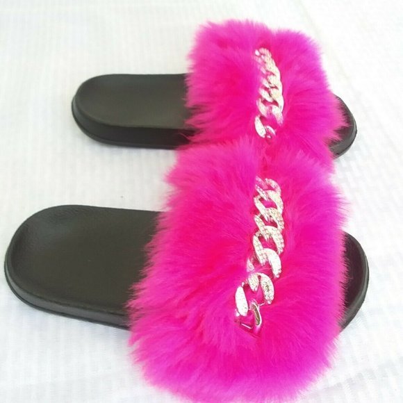 Fuchsia Faux Fur Slides/Slippers/With Chain - Picture 3 of 7